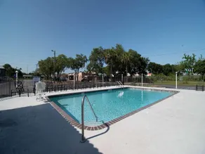 Masters Inn - Tampa Fairgrounds - Image 2