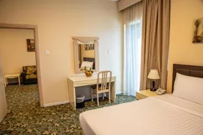 West Zone Pearl Hotel Apartment - Image 4