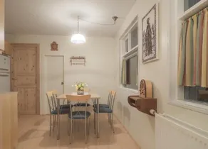 Hotel Aldan - The Old School - Image 3