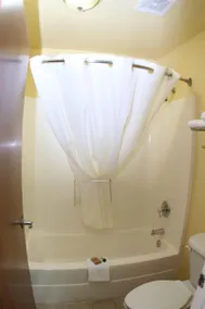 FairBridge Inn & Suites Hawkinsville - Image 4