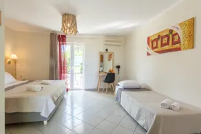Cavos Beach House - Image 2
