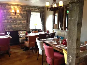 The Crown Pub, Dining & Rooms - Image 4
