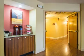 Motel 6 Indianapolis Airport - Image 3