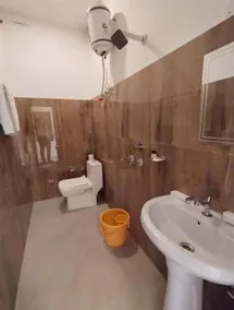 Skyza Rooftop Lodge - Image 5