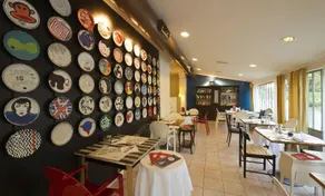 Hotel Vienna - Image 2
