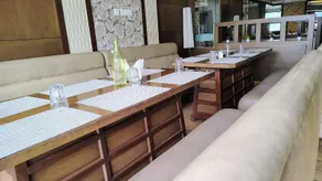 The Ashapurna Hotel by OYO Rooms - Image 3