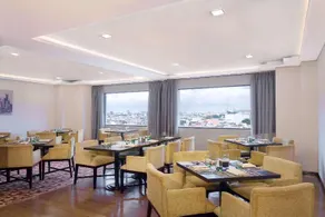 Radisson Hotel Medan - Image 2