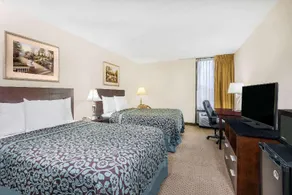 Days Inn by Wyndham Indianapolis Castleton - Image 3