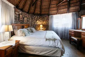 Outeniquabosch Lodge and Venue - Image 3