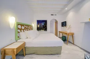 San Antonio Summerland Hotel - Image 5