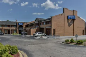 Wake Inn - Image 3