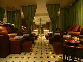 The Palmy Hotel & Spa - Image 3