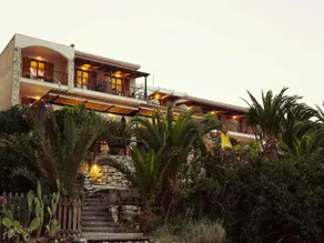Grekis Beach Hotel and Apartments - Image 3
