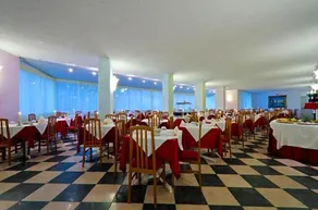 Hotel Carlton - Image 3