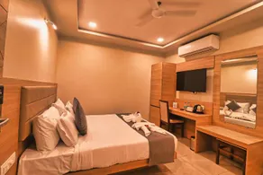 Clarks Inn Express Udaipur - Image 3