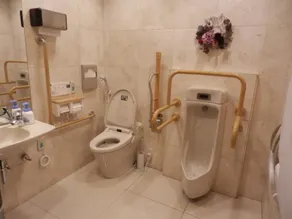 Toyoko Inn Kobe Sannomiya No 1 - Image 2