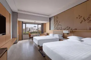 The Gateway Hotel Athwalines Surat - Image 5