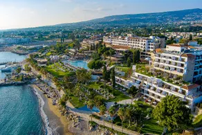 Coral Beach Hotel & Resort - Image 2