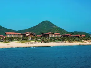 The St. Regis Sanya Yalong Bay Resort - Image 4