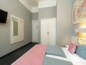 W22 Hotel - Image 2