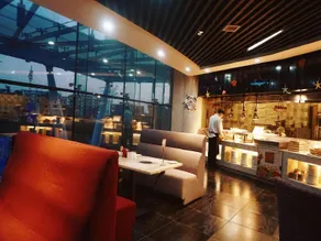 Sophia International Hotel, Qingdao - Image 2