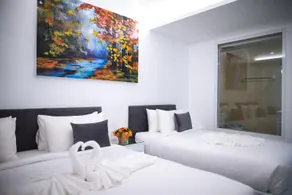 Stay With Hug Poshtel & Activities - Image 4