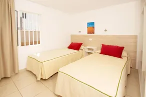 Cocoteros Apartamentos - Image 3