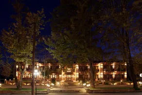 Thermes Hotel - Image 2