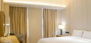 Days Hotel & Suites by Wyndham Liangping - Image 4