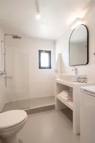 Aura Villas Tinos - Image 2