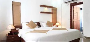 Hotel Krishinton Suites - Image 2