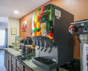 Quality Inn And Suites Centerville - Image 3