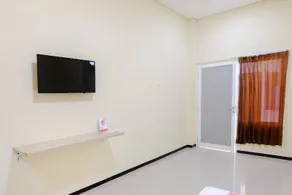 OYO 1468 Sm House - Image 3