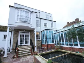 The Canterbury Hotel - Image 3