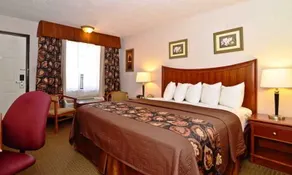 Raintree Inn - Image 5