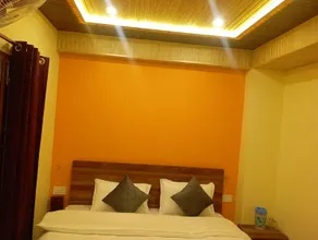 Goroomgo Oak Valley inn Mall Road Nainital - Image 3