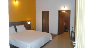 Golden Swan Beach Resort - Image 2