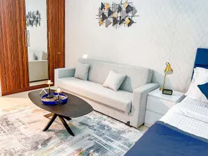 Goldcrest Executive - Image 4
