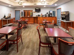 Hastings Country Inn - Image 5