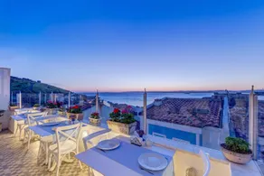 Ela Tenedos Hotel - Image 4