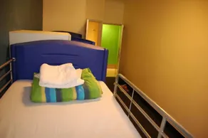 Melaleuca on Mitchell Backpacker Accommodation - Image 3