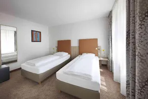 GHOTEL hotel & living Kiel - Image 3