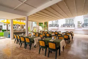 Malibu Resort Hotel - Image 2