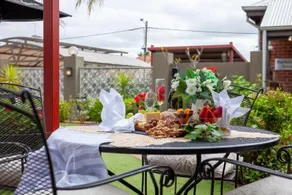 Dukes Inn Northam - Image 3