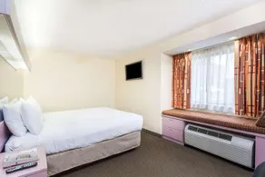 Cedar Bluff Inn - Image 3