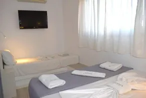 Virginia Rooms - Image 2