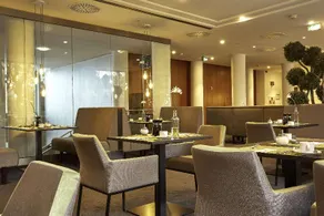 H4 Hotel Kassel - Image 2