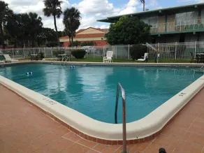 Boca Raton's Boca Inn - Image 5