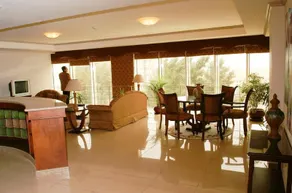 BEST WESTERN PLUS Sand Rose Suite Hotel - Image 5