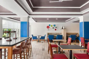 Holiday Inn Express & Suites Live oak - Image 3